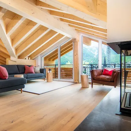 Britannia Penthouse Apartmán *