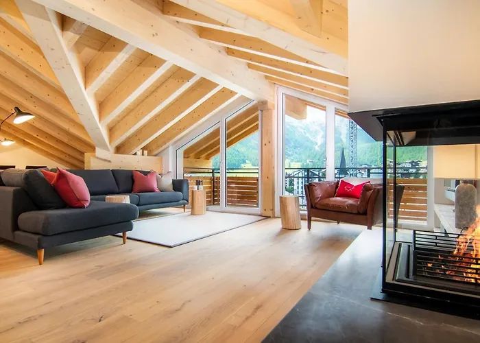 Britannia Penthouse アパート *